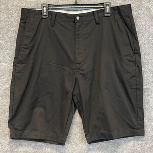 VOLCOM Shorts Men's Size 38 Black Flat Front Casual High-Rise Chino Pockets